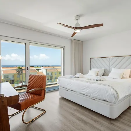 112 - Supertubos Seaview Apartament *