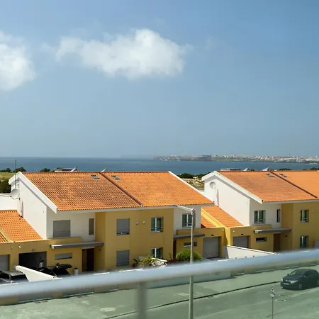 112 - Supertubos Seaview דירה *